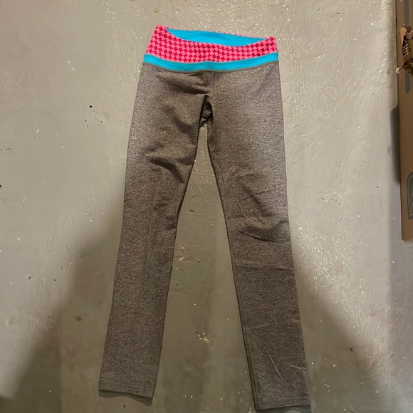 Ivivva tights! - Picture 1 of 2